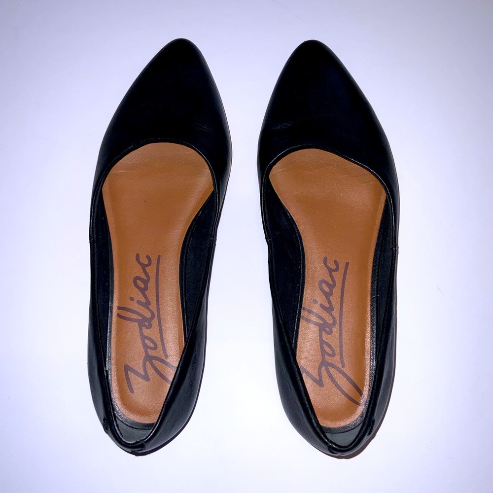 Zodiac Black Leather Pointed Toe Flats